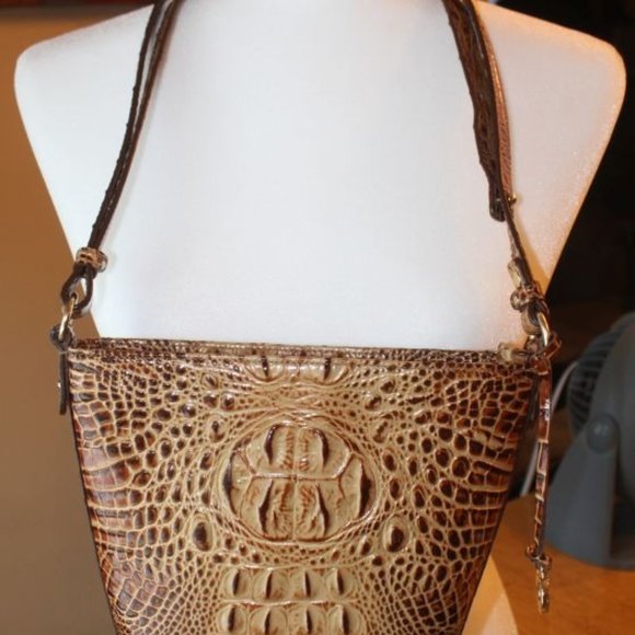 **AUTHENTIC** BRAHMIN MINI QUINN LEATHER CROSSBODY BUCKET BAG TOASTED ALMOND - Picture 1 of 9